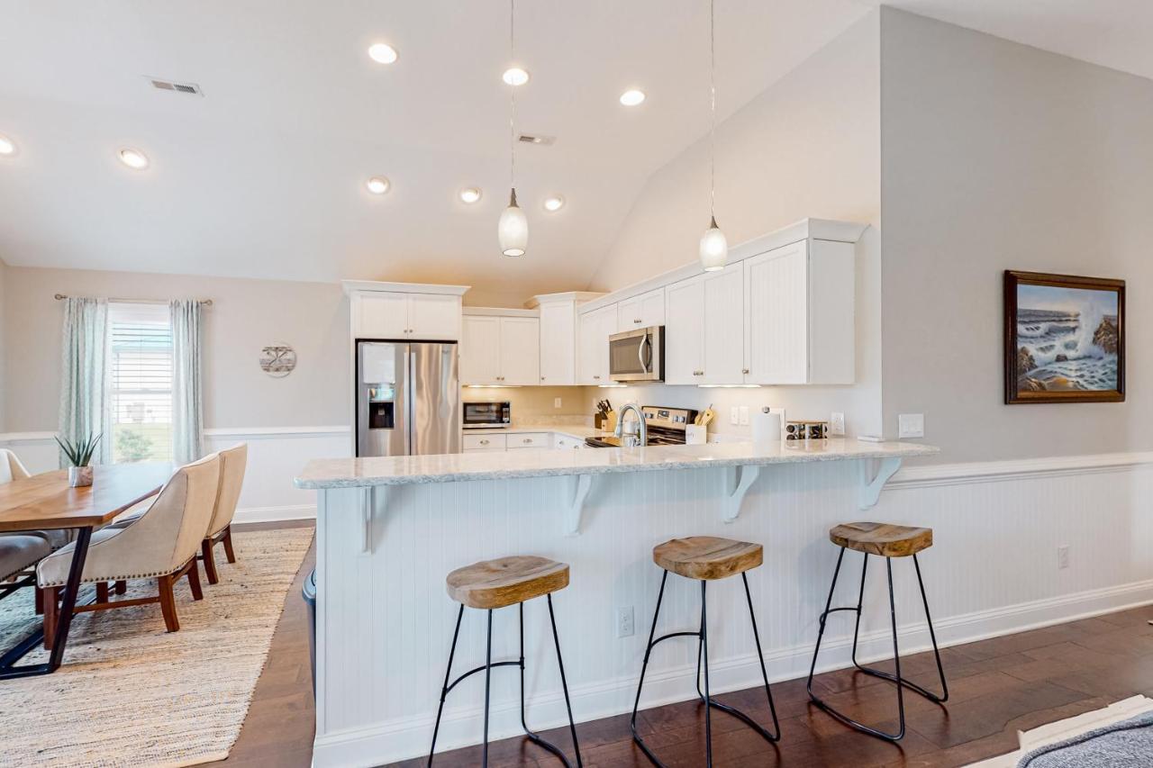Coastal Serenity - Unit A - Top Floor Килл-Девил-Хиллз Экстерьер фото
