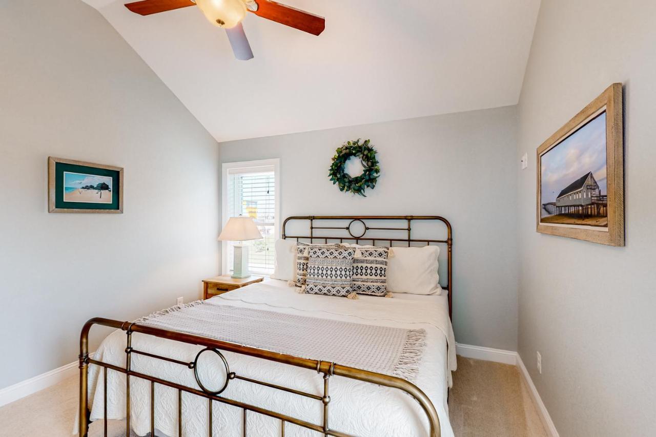 Coastal Serenity - Unit A - Top Floor Килл-Девил-Хиллз Экстерьер фото