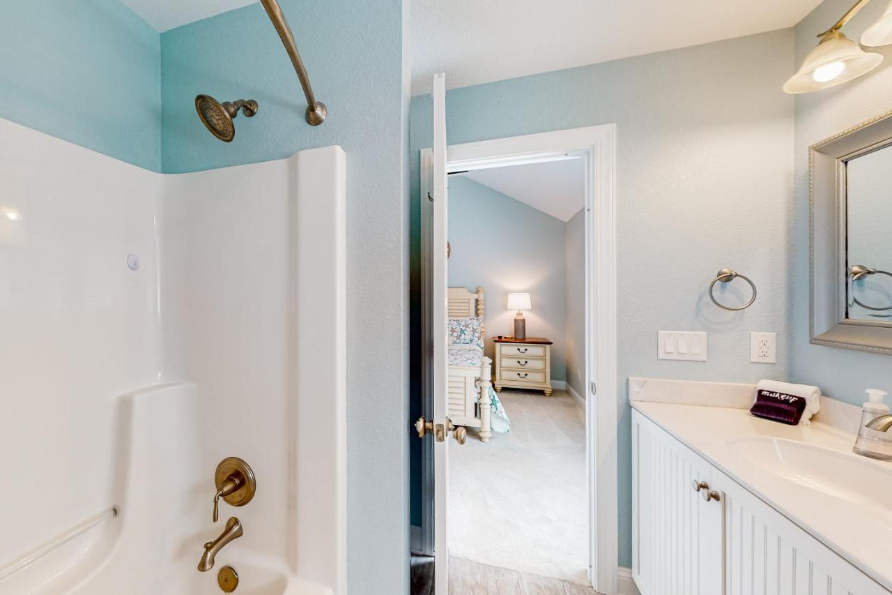 Coastal Serenity - Unit A - Top Floor Килл-Девил-Хиллз Экстерьер фото